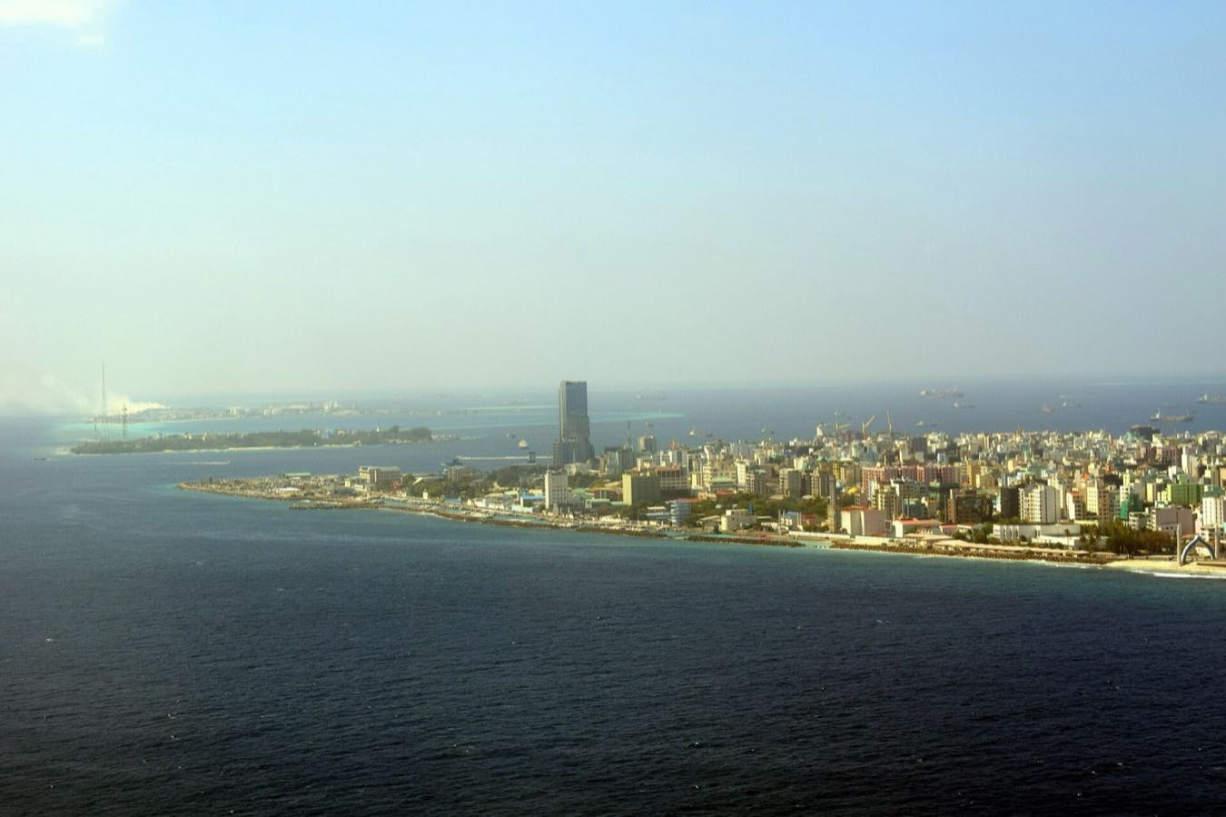Mal&eacute; from the air